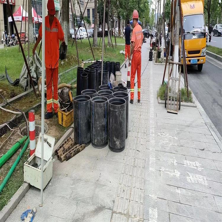 海伦管道短管置换修复